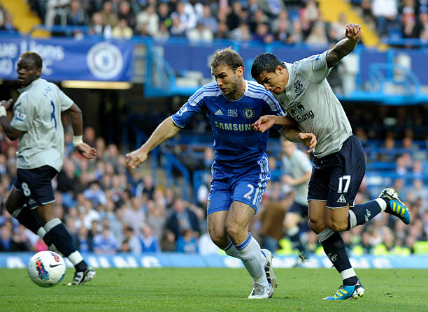 来巩固他在 来巩固他在